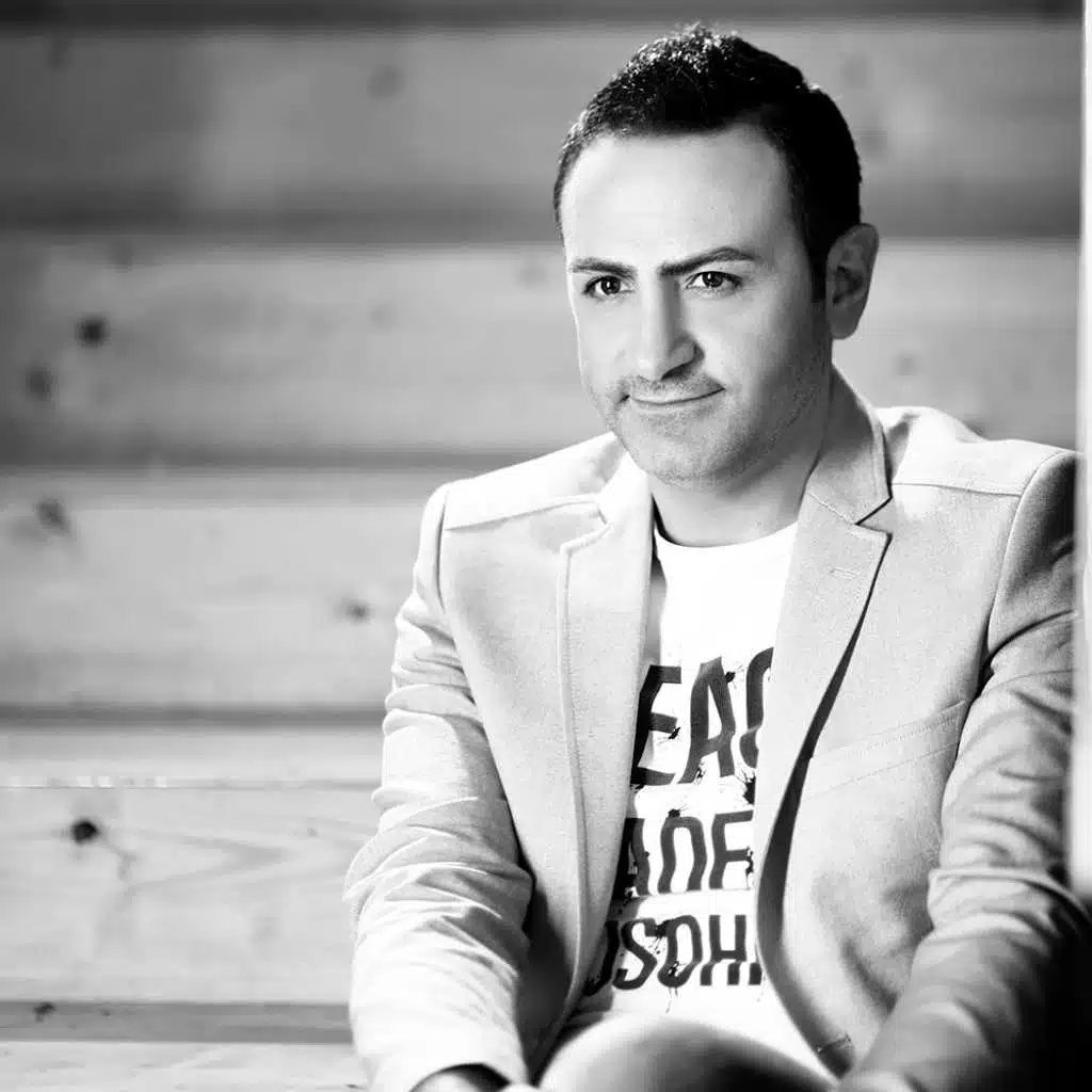 شفافها الحمر