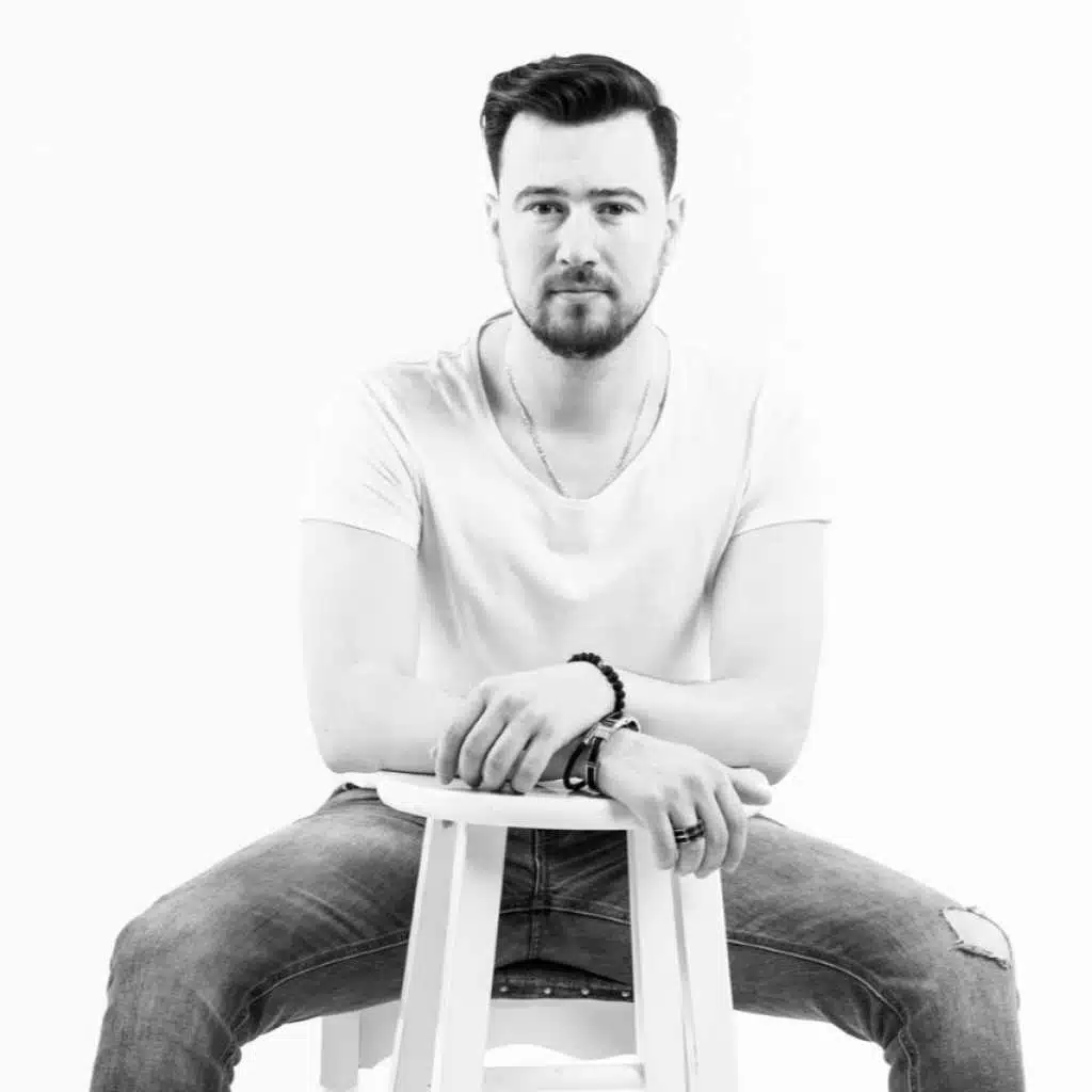 أخيراً معاك