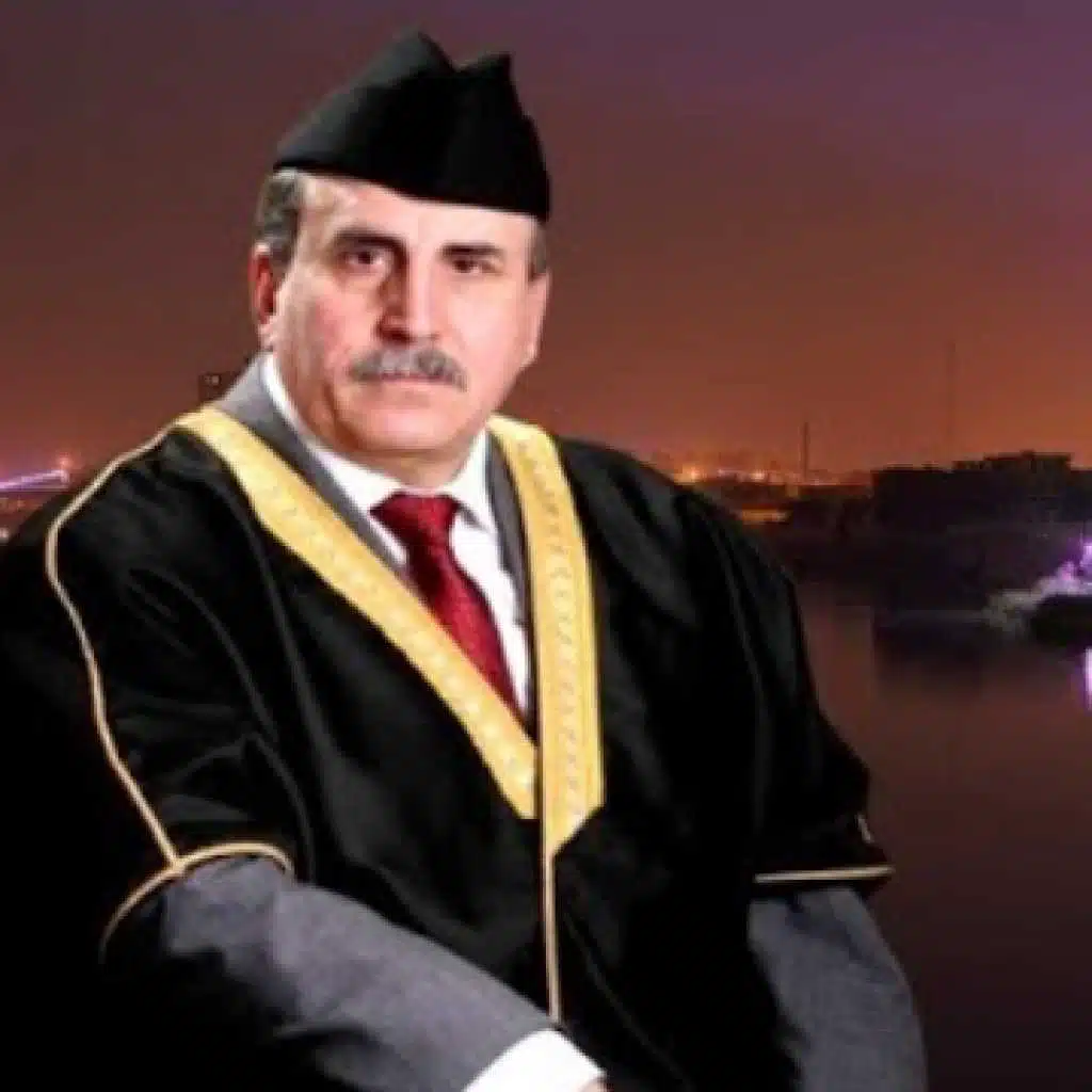 الا يامن