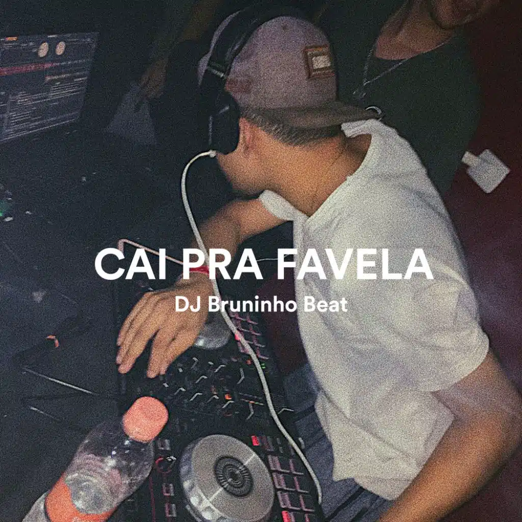 Cai pra Favela (feat. MC Rennan & MC TM)