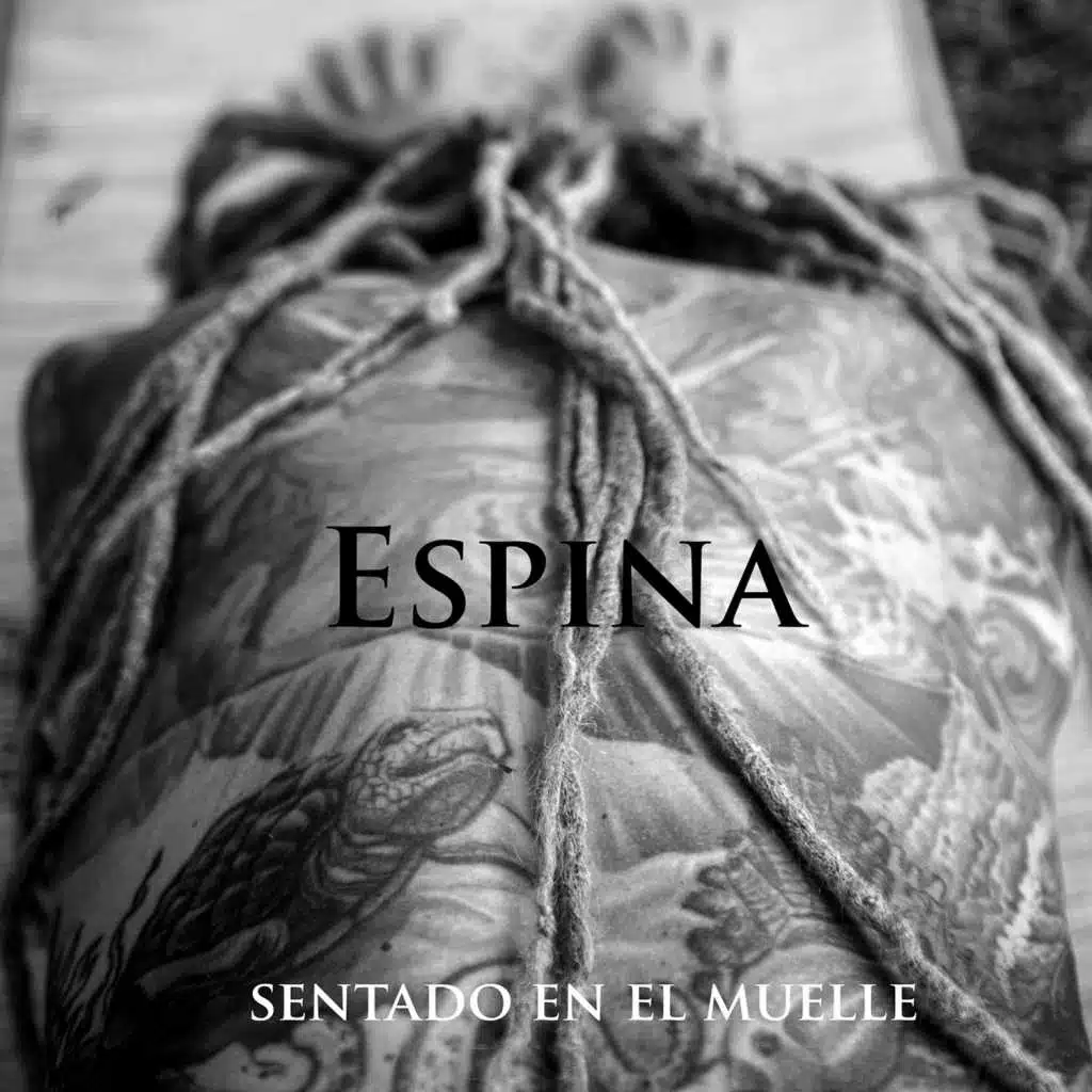 Sentado en el Muelle (feat. The Nada)