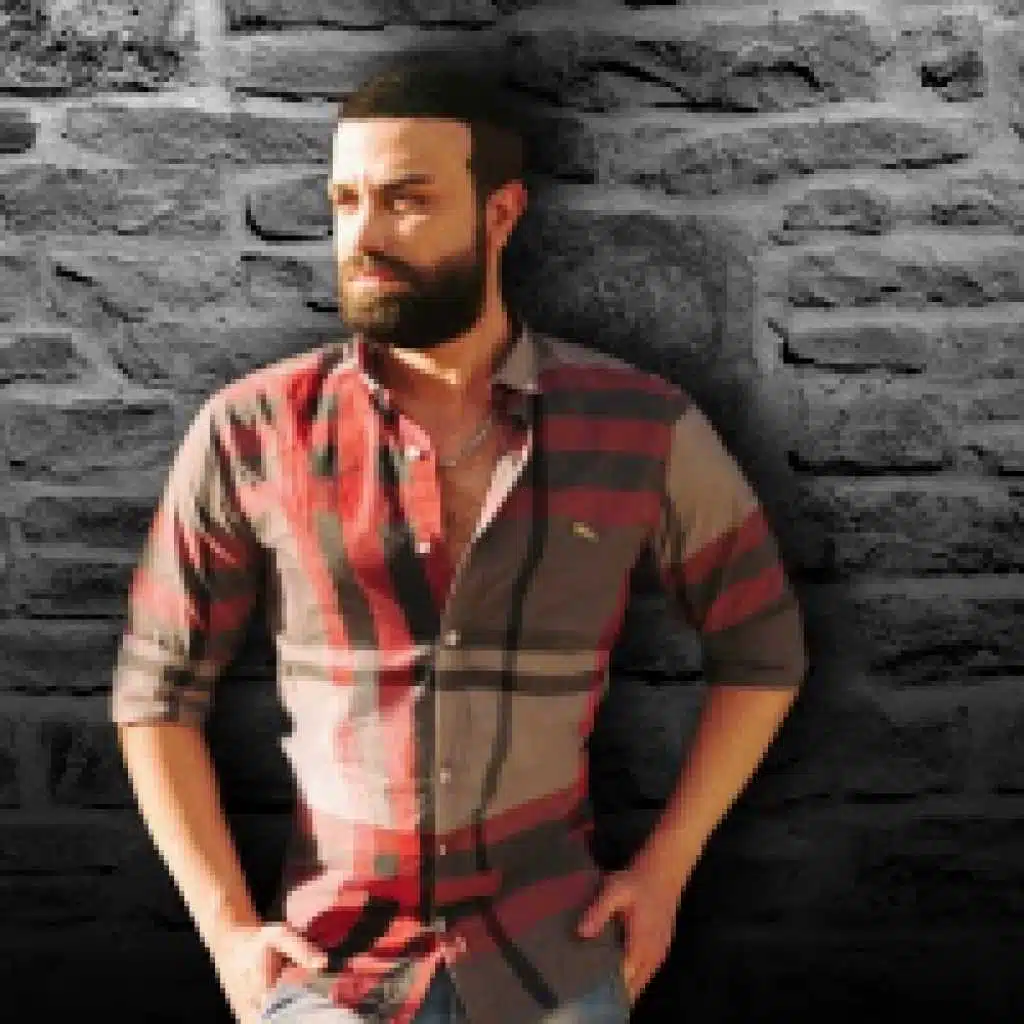 بوجودك قوة شخصيتي