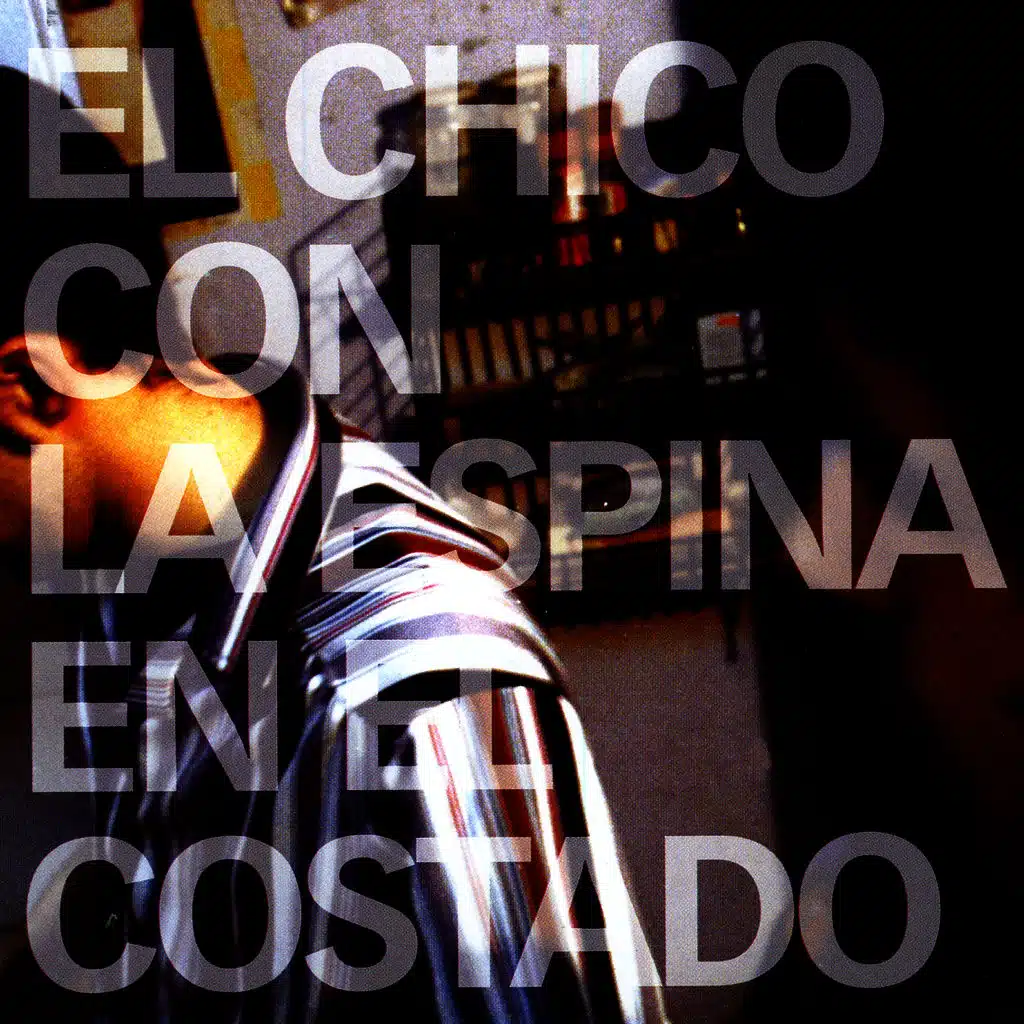 El chico con la espina en el costado