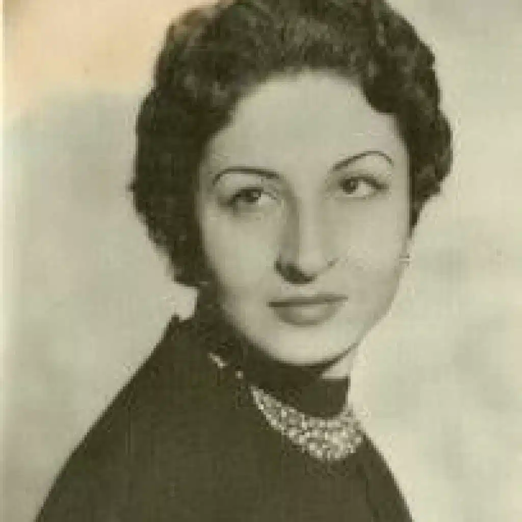 نم وسادك صدري