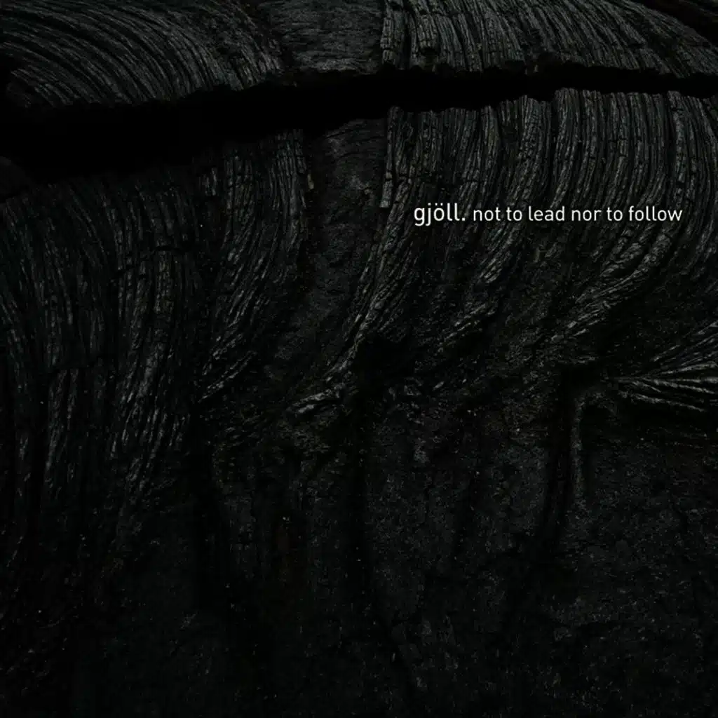 Not to Lead nor to Follow