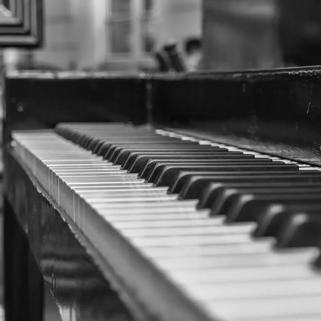 40 Soothing Piano Melodies for Lovers