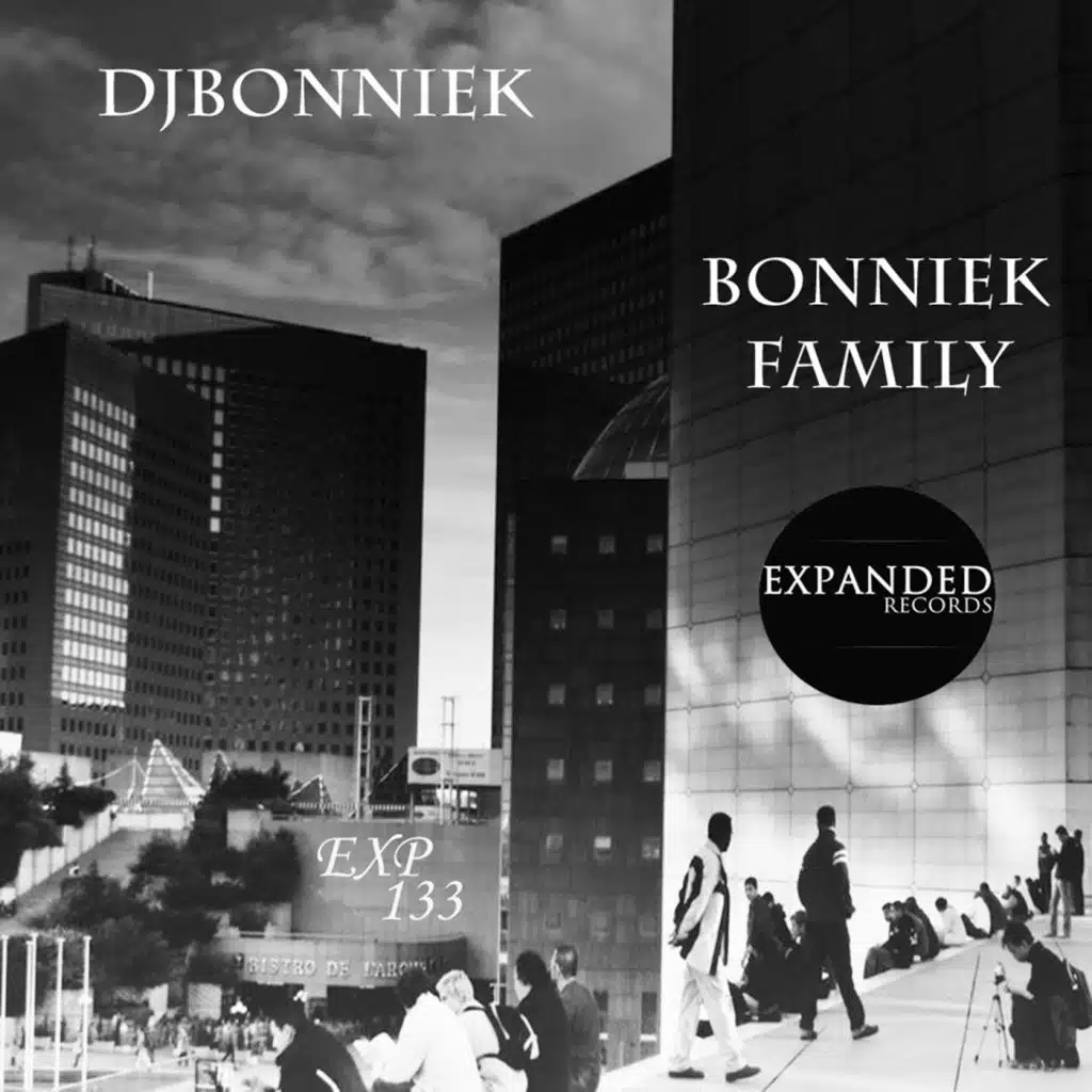 DjBoNniek