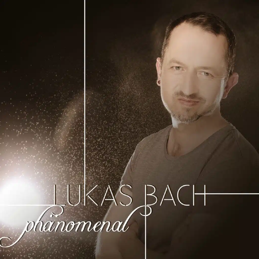Lukas Bach
