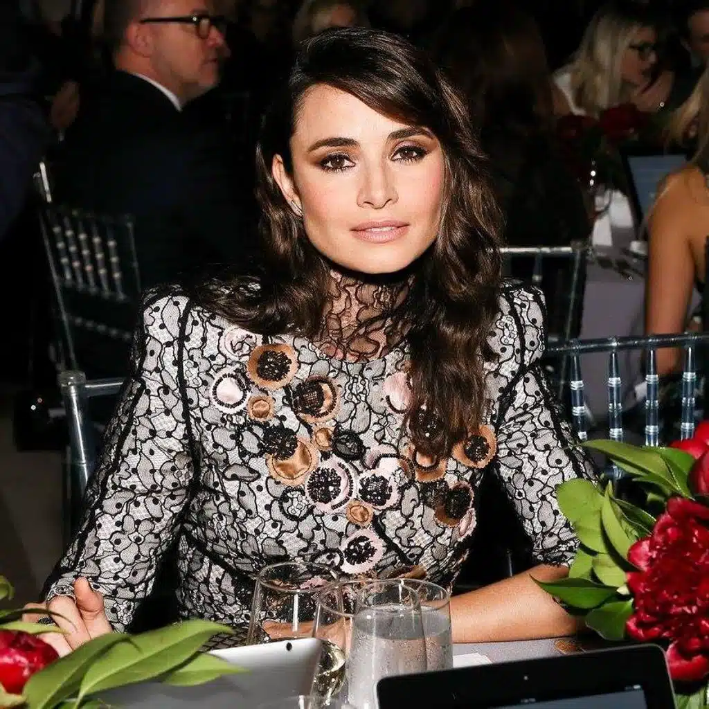 Mia Maestro