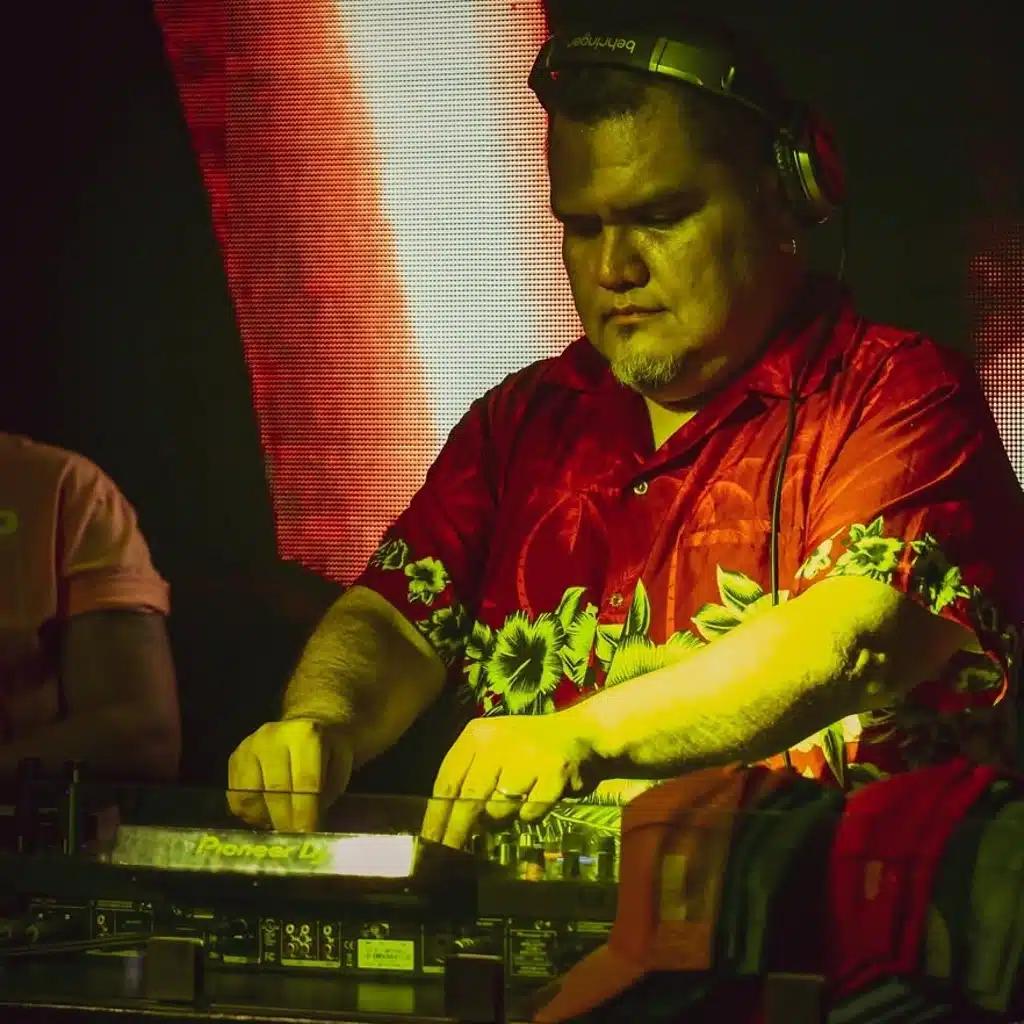 Jose Spinnin' Cortes