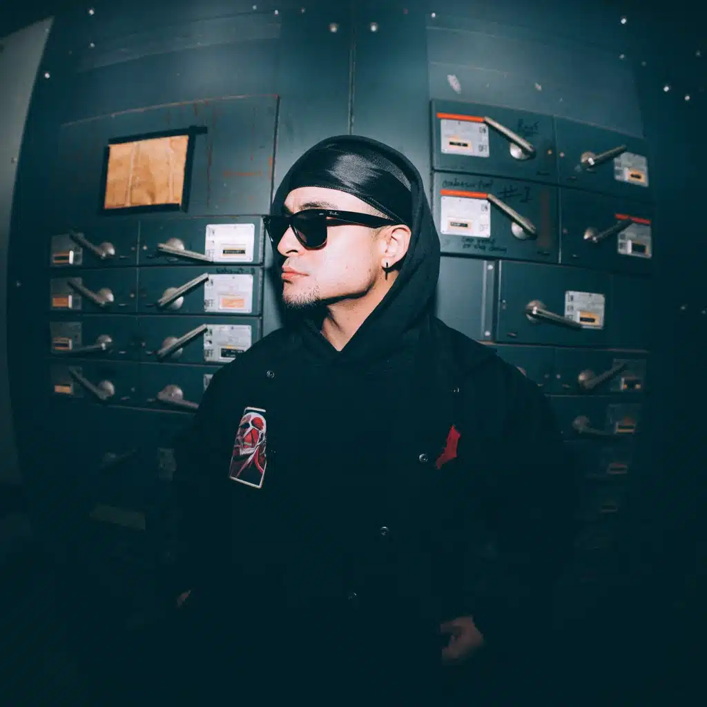 Felix House, Max Kartel