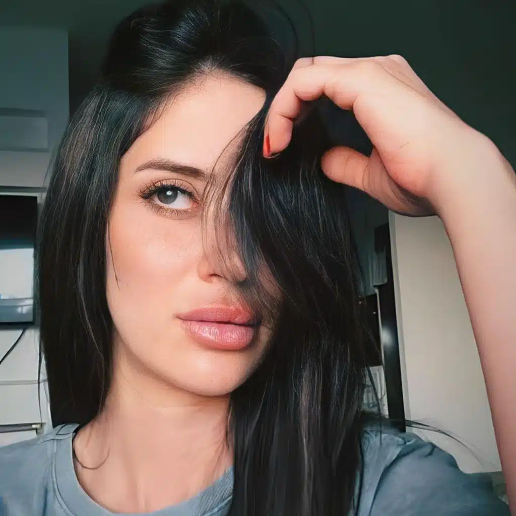 ليان بزلميط