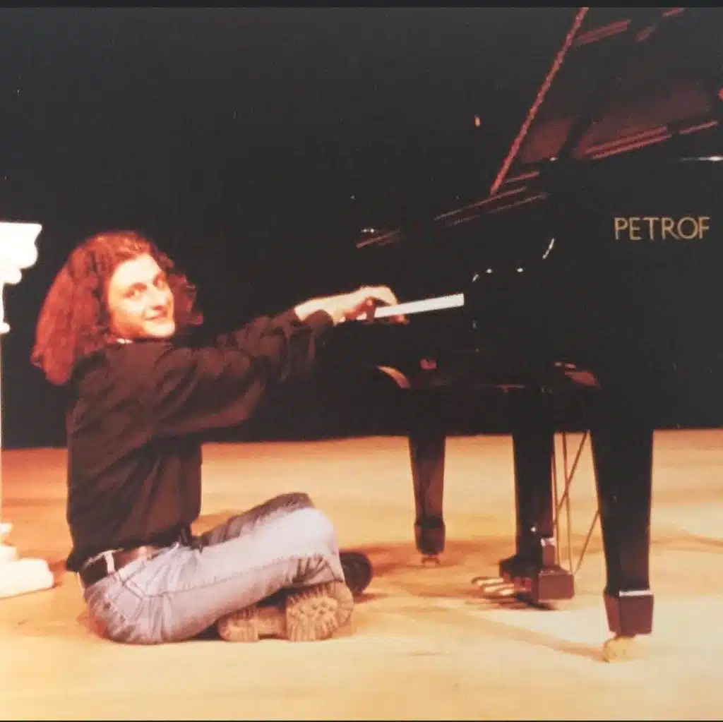 Tuluyhan Uğurlu