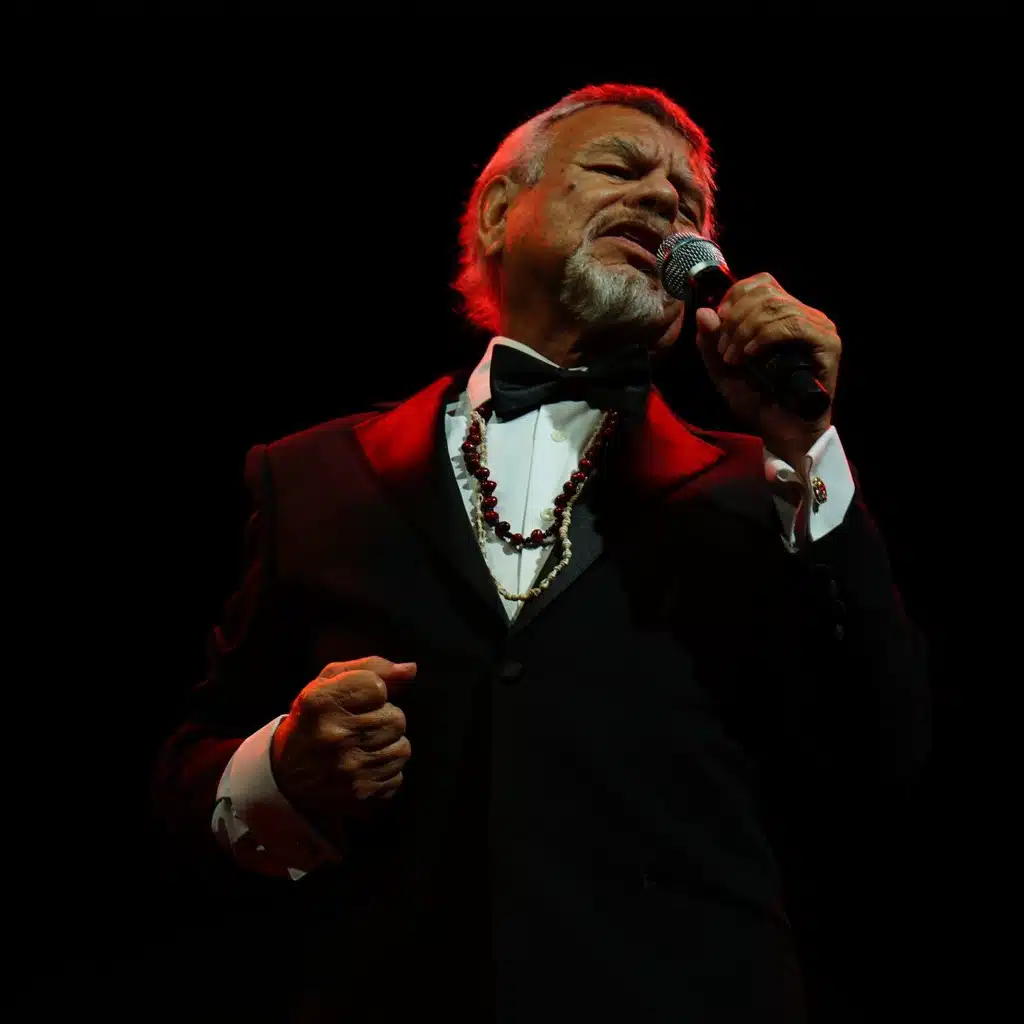 Little Joe & La Familia