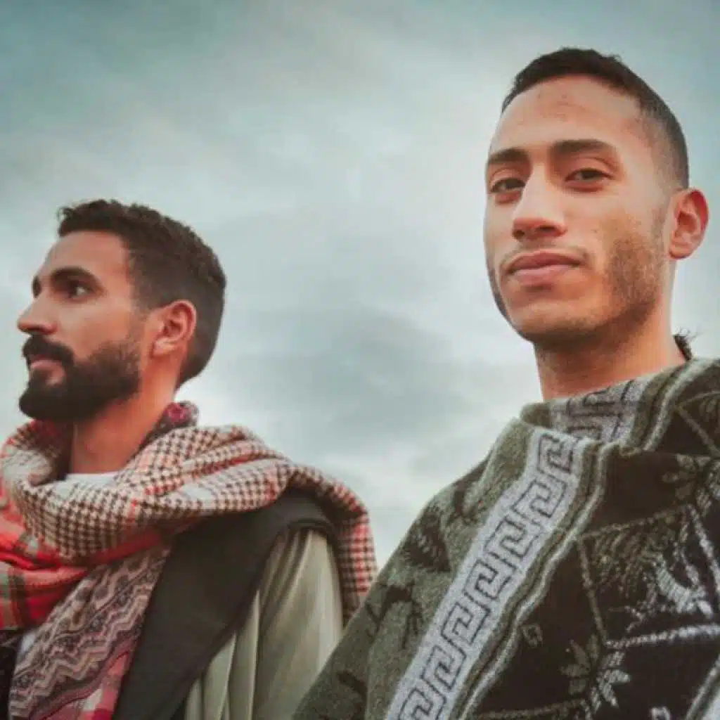 اى - اسكويرد