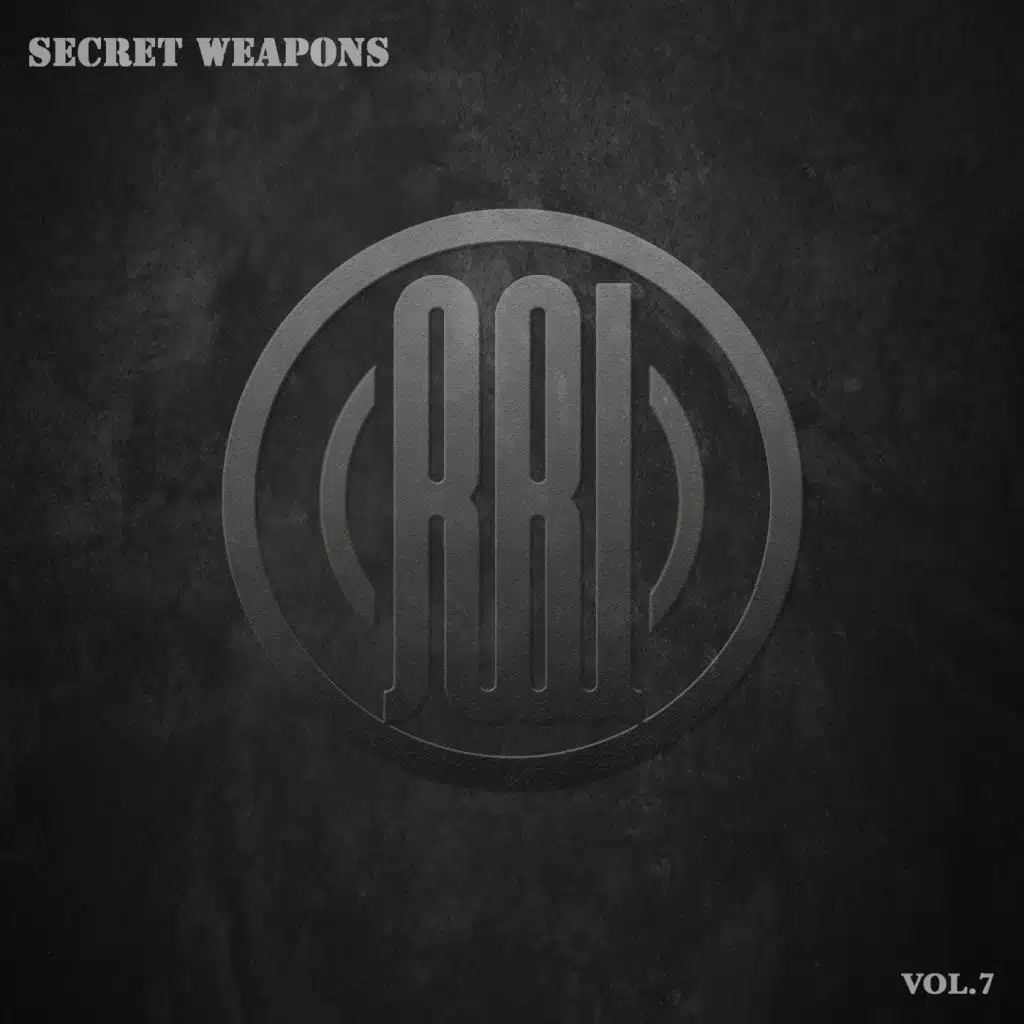 Secret Weapons, Vol. 7