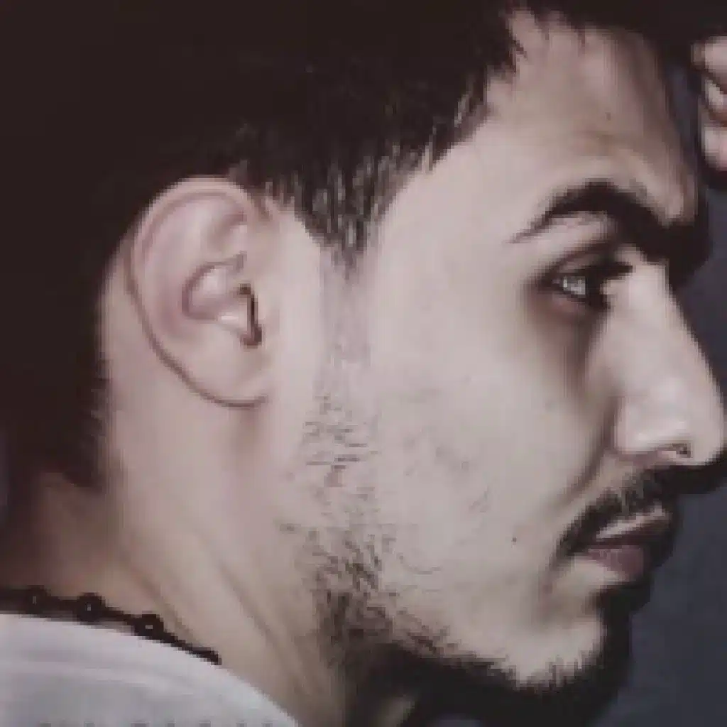 اعيش بهيبتي