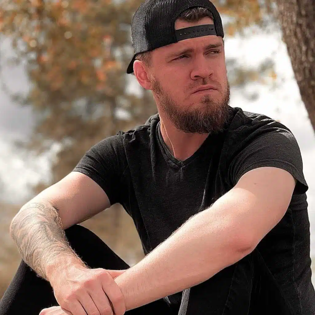 peyton-parrish-viking-rise-play-on-anghami