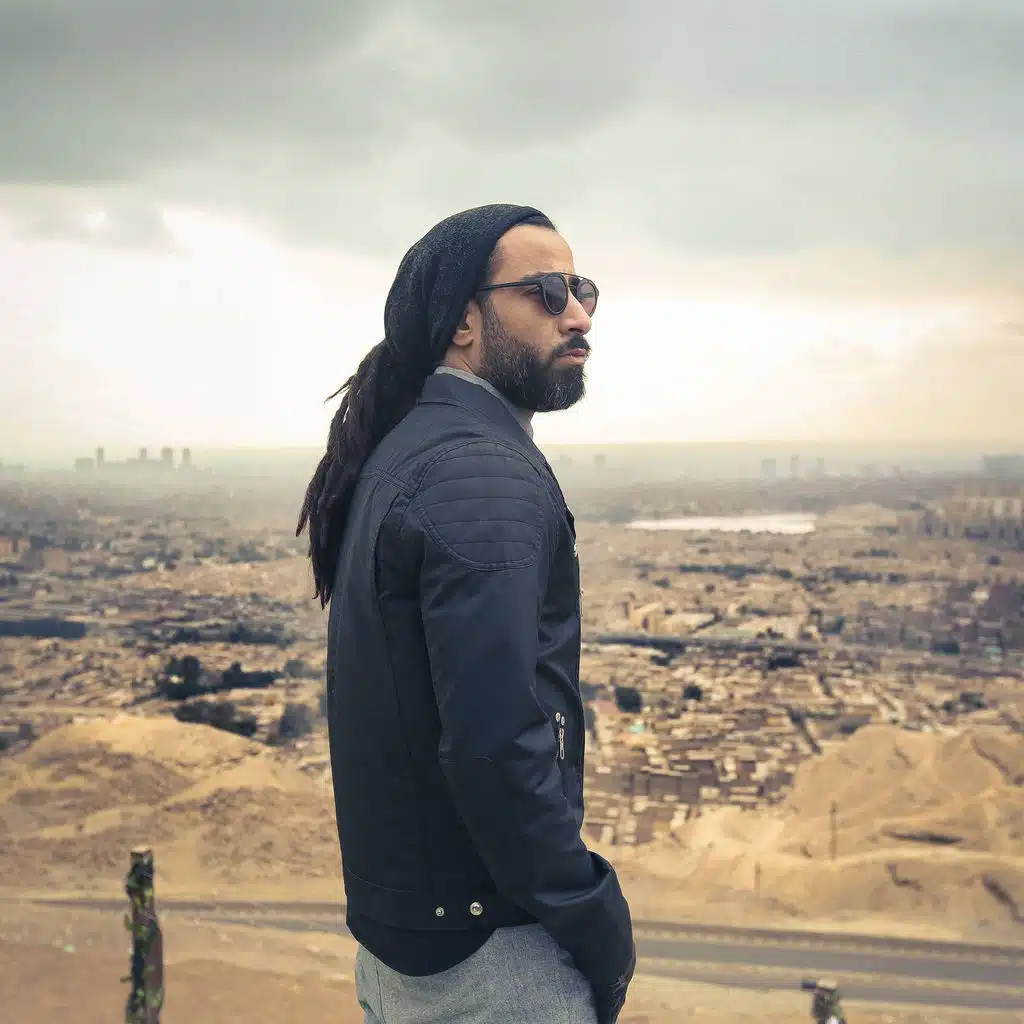 أم الدنيا (مع سادات وفيفتي)