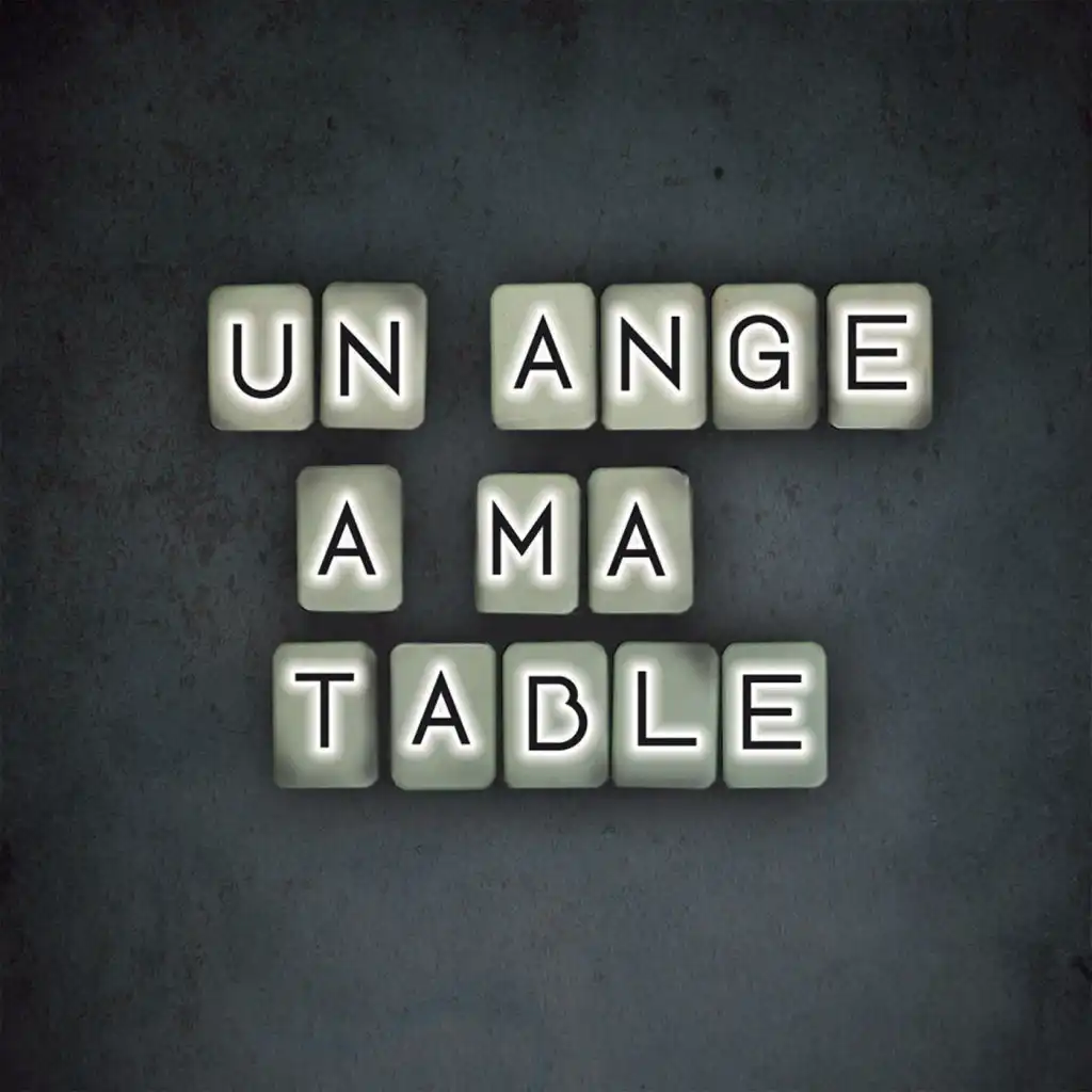 Un ange à ma table (Radio Edit) [feat. Suzanne Combo]