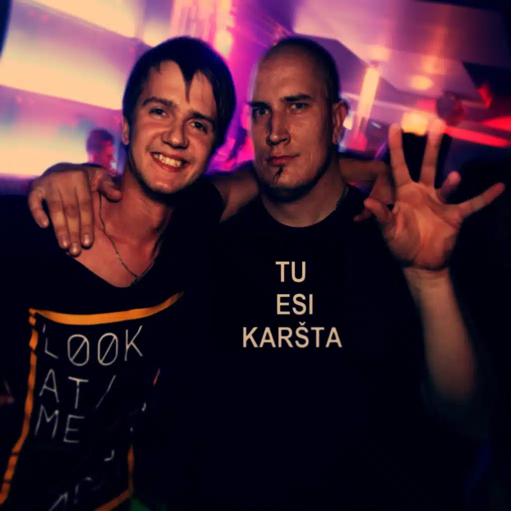 Dween & Nikolajs Puzikovs & Dween