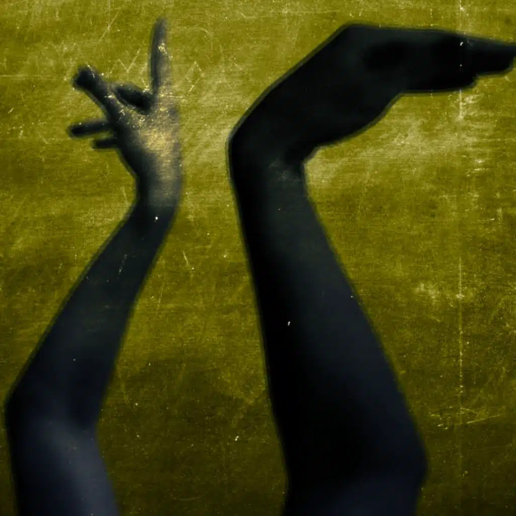 The moon is falling (Instrumental mix)