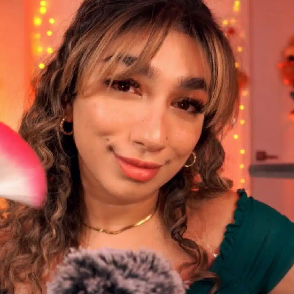 Lotion & Oil Slow Ear Massage (minimal whispers) by ASMR Leedah Play