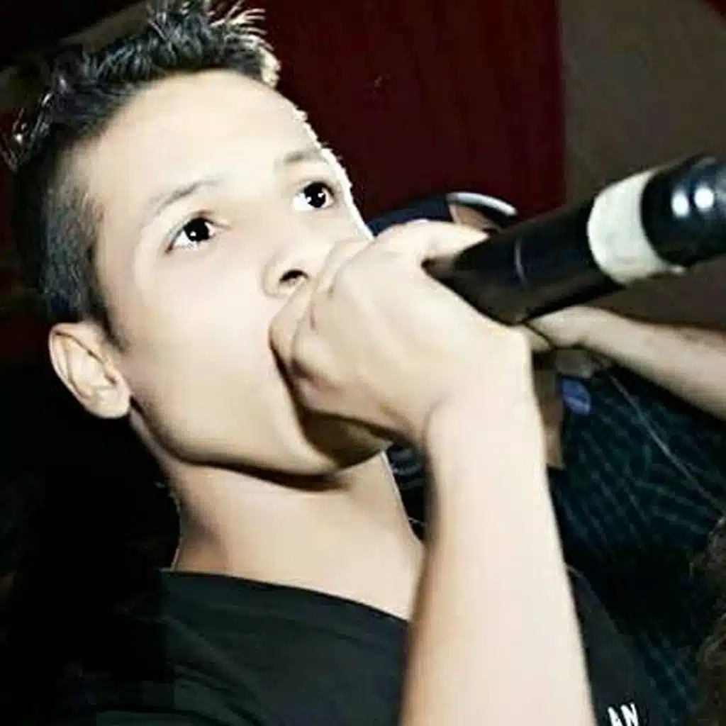 انتي مش ليا