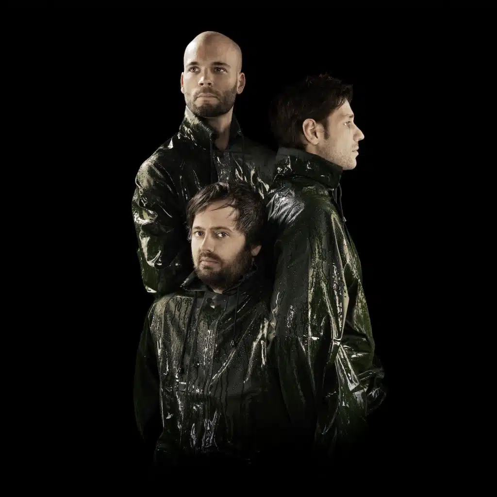 Less Is More (feat. Asia Argento)