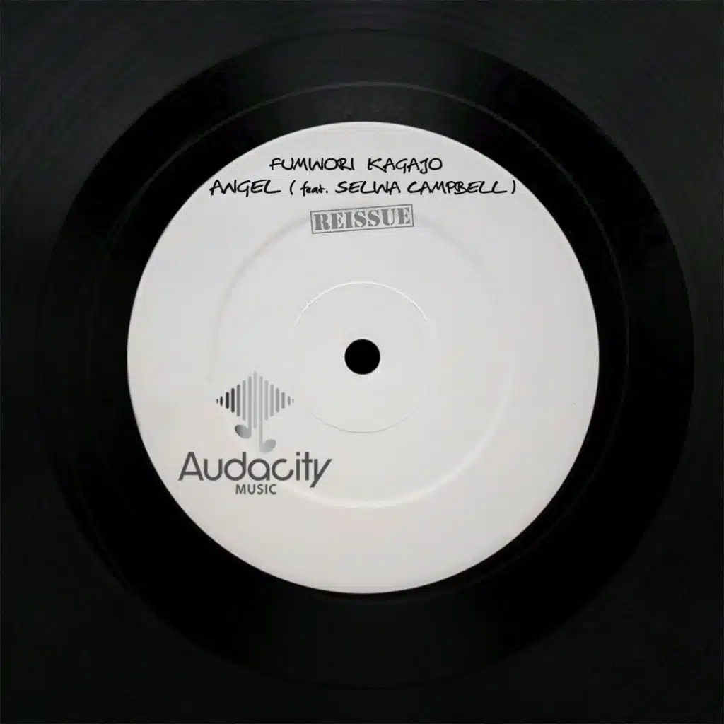 Fuminori Kagajo, Selina Campbell