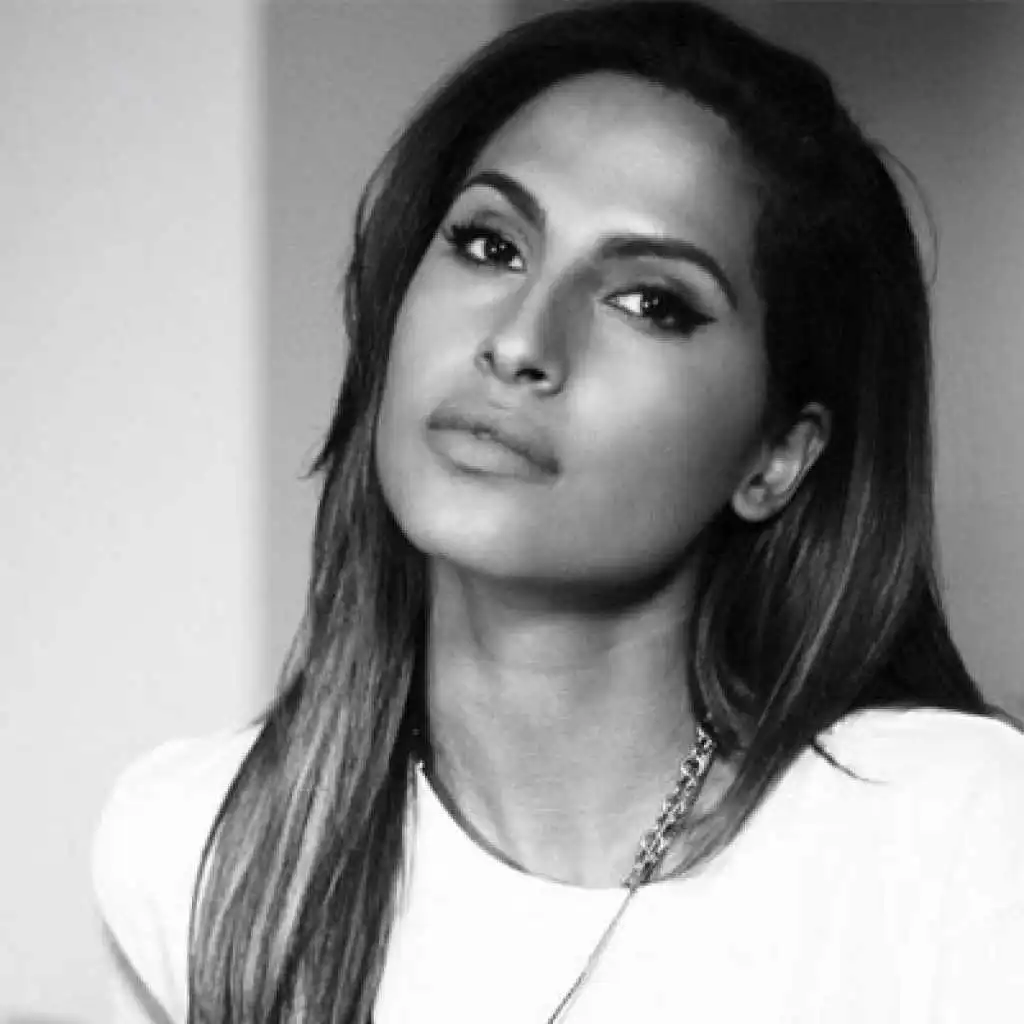 Snoh Aalegra