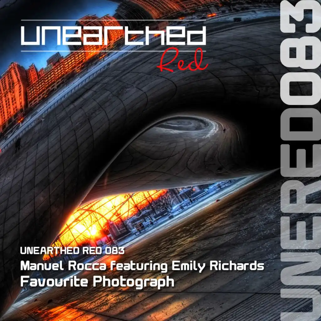 Favourite Photograph (Uplifting Mix) [feat. Emily Richards]