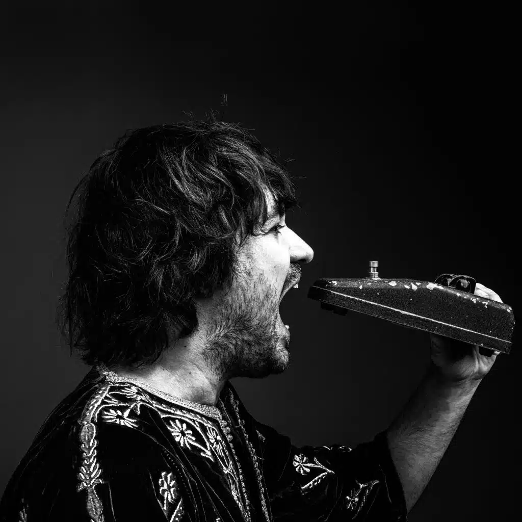 Direito Humano (feat. Ná Ozzetti)