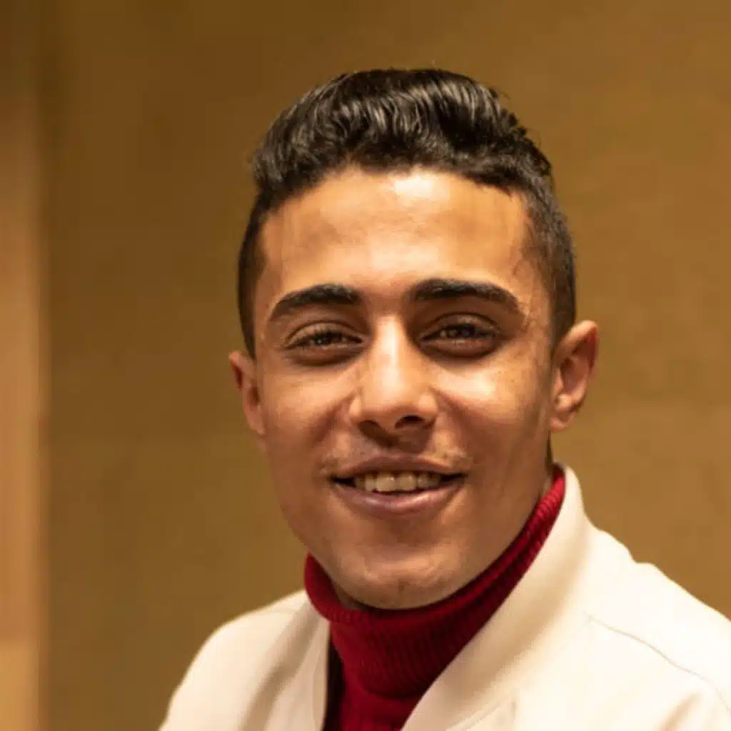 يا بجحتك يالي جارحني