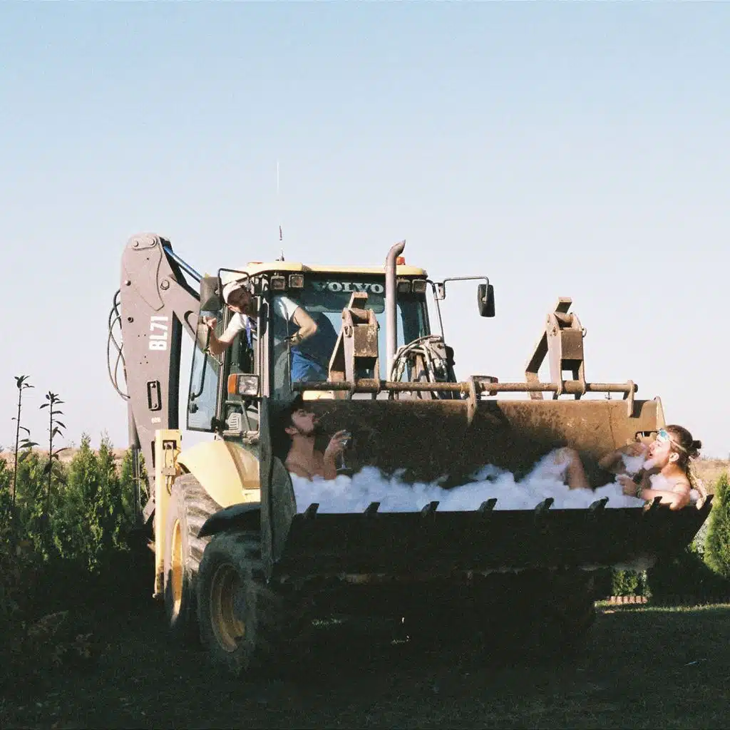 We Are Hungry For The Love From The 90’s That We Don’t Remember