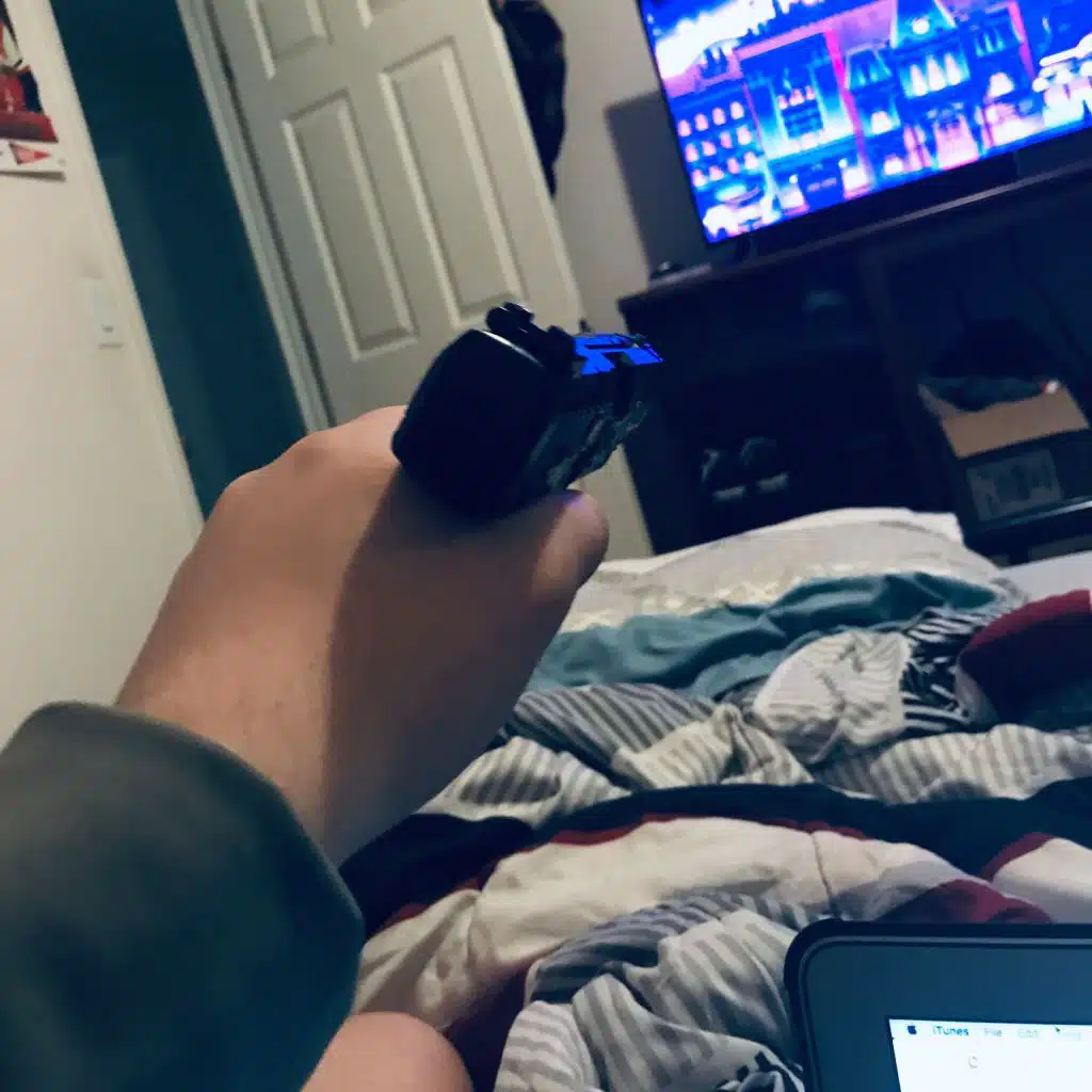 Fans (feat. FBB $murkBoi)