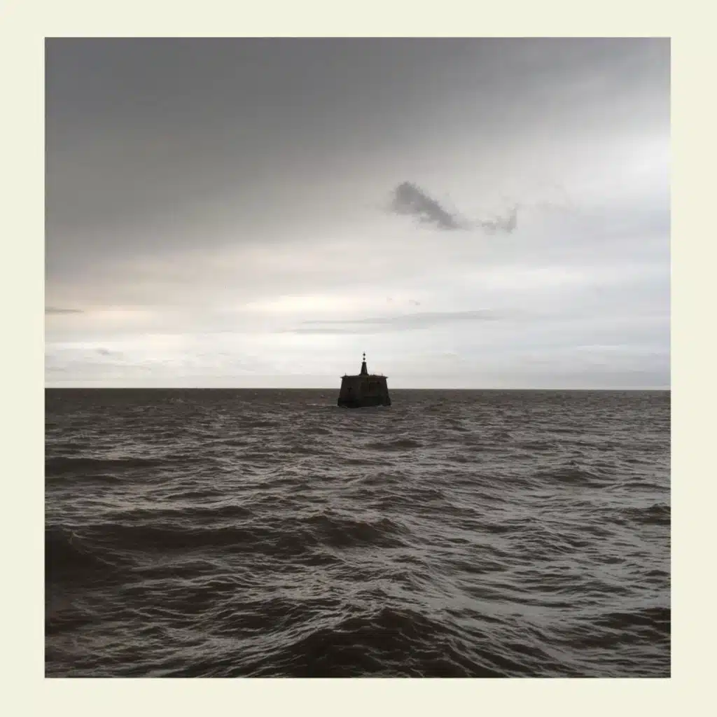 Islandia (feat. Matías Tozzola, Alejo Duek, Manuel Vidal, Manuel Rodríguez Riva & Francisco Cabral)