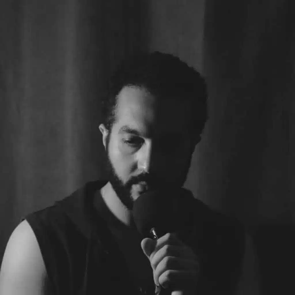 بنجري في المكان