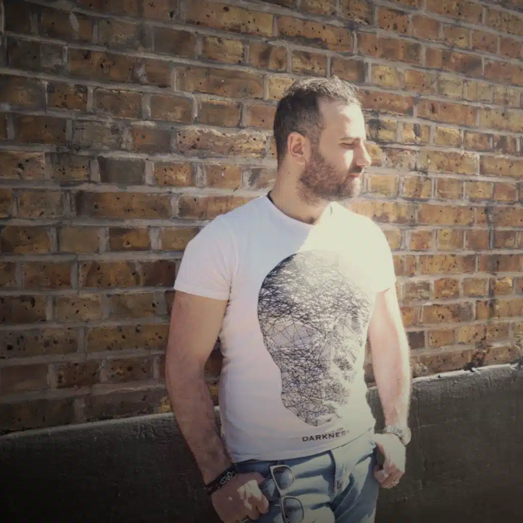 أسمر يا أسمراني