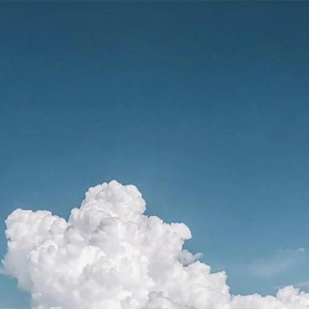 feels like im in the clouds