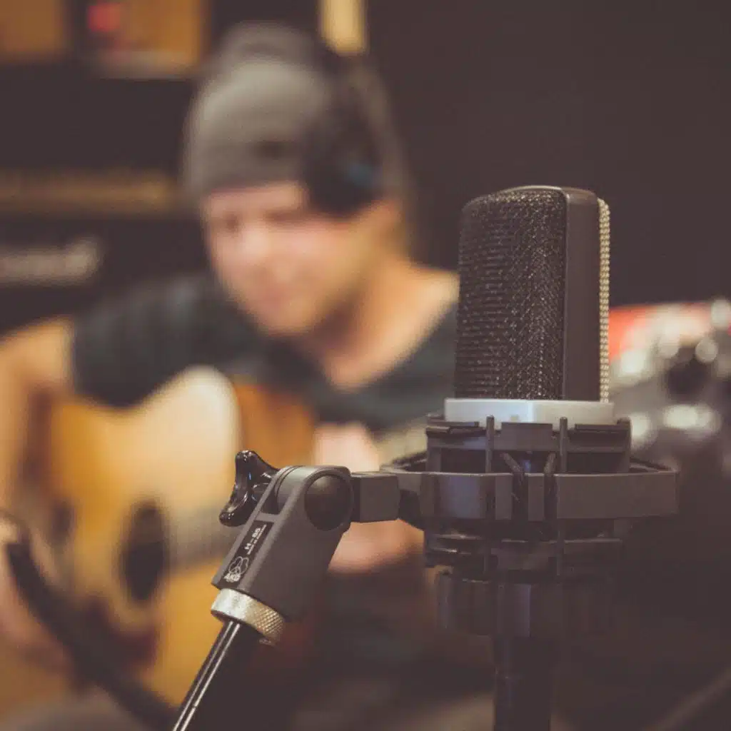 Good Vibes at the Loft: Acoustic Sessions