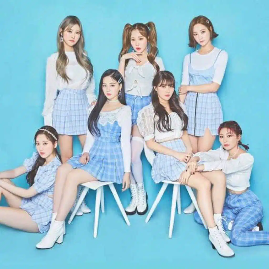 MOMOLAND