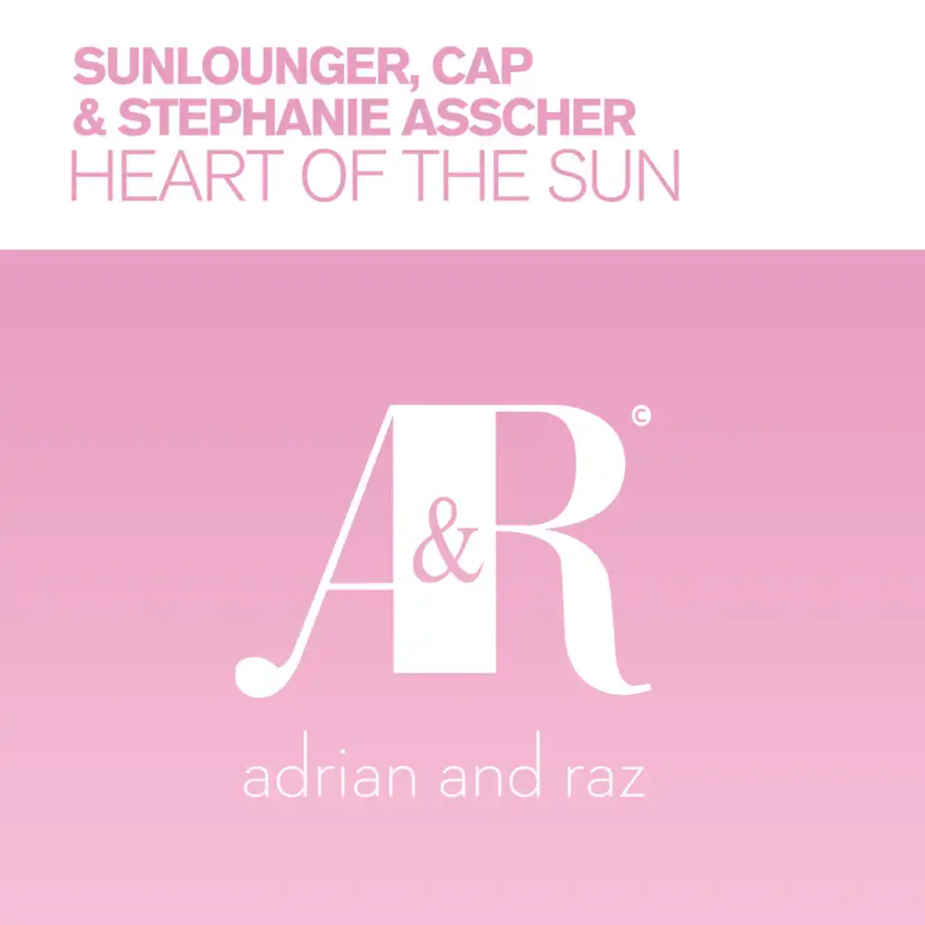 Sunlounger, Cap & Stephanie Asscher