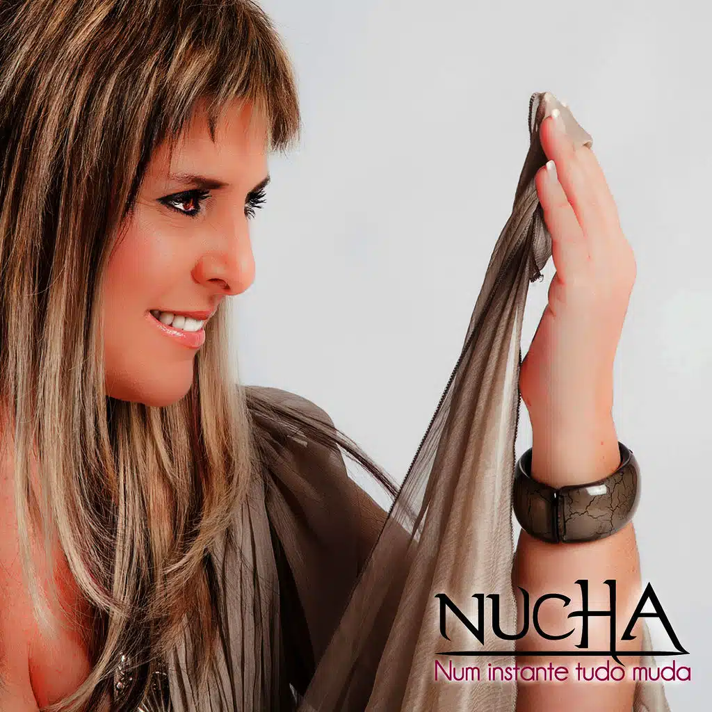 Num Instante Tudo Muda