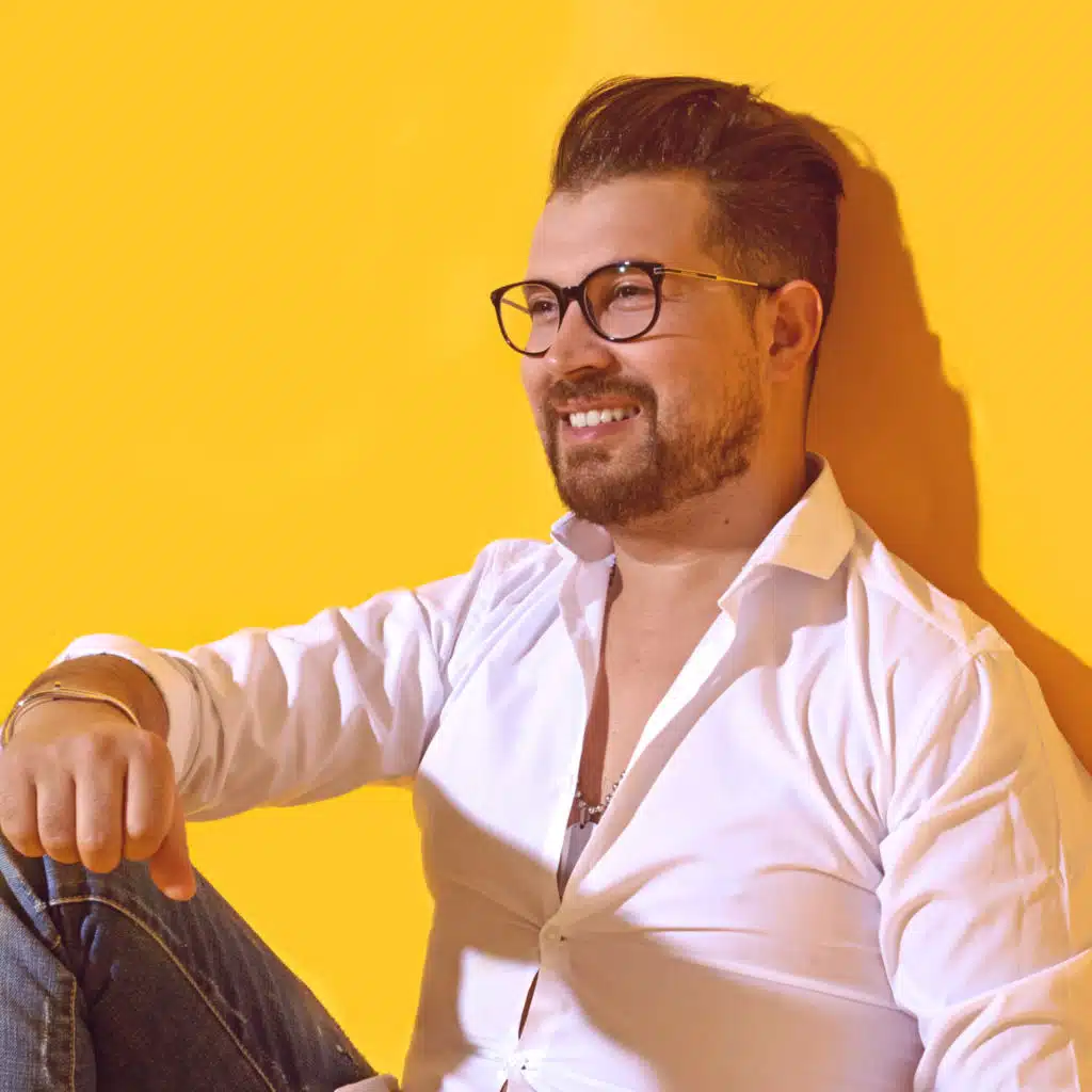 طاح على راسو