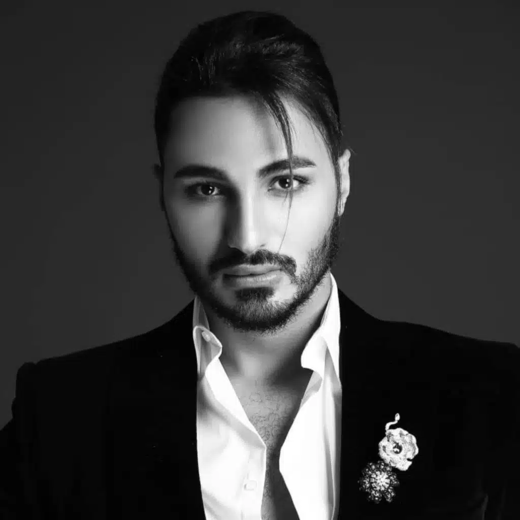 اذنك معك