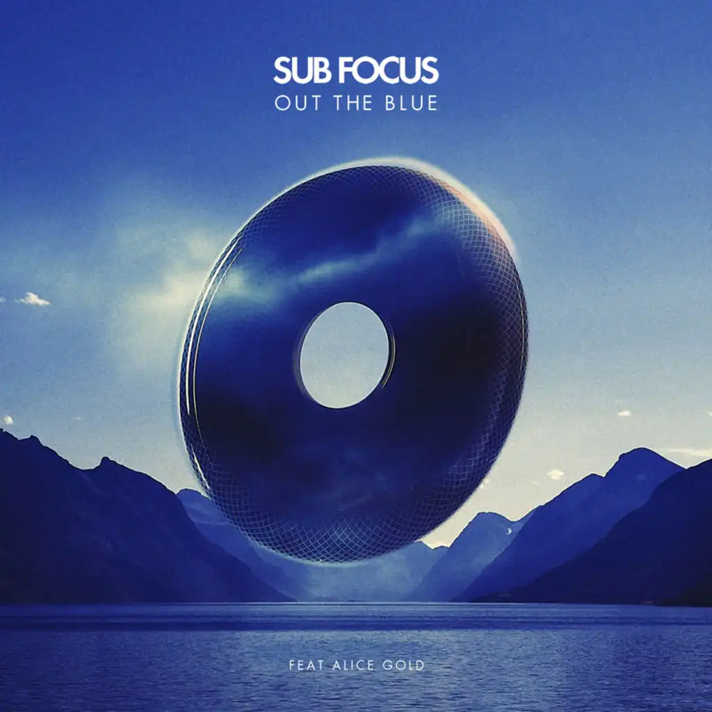 Out The Blue (Radio Edit) [feat. Alice Gold]