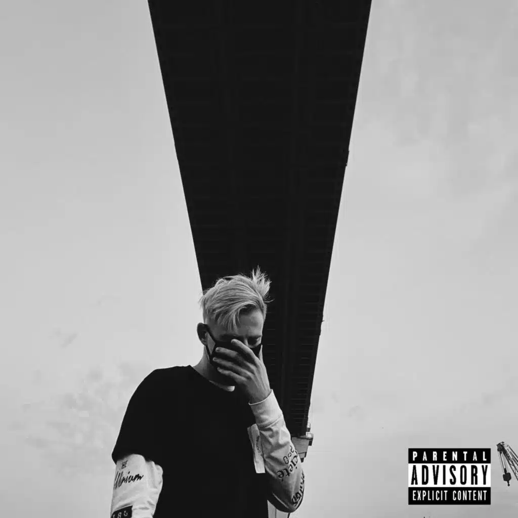 Прямо в голову