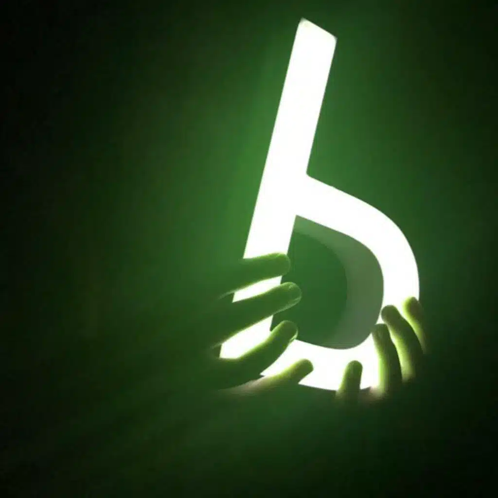 Ь