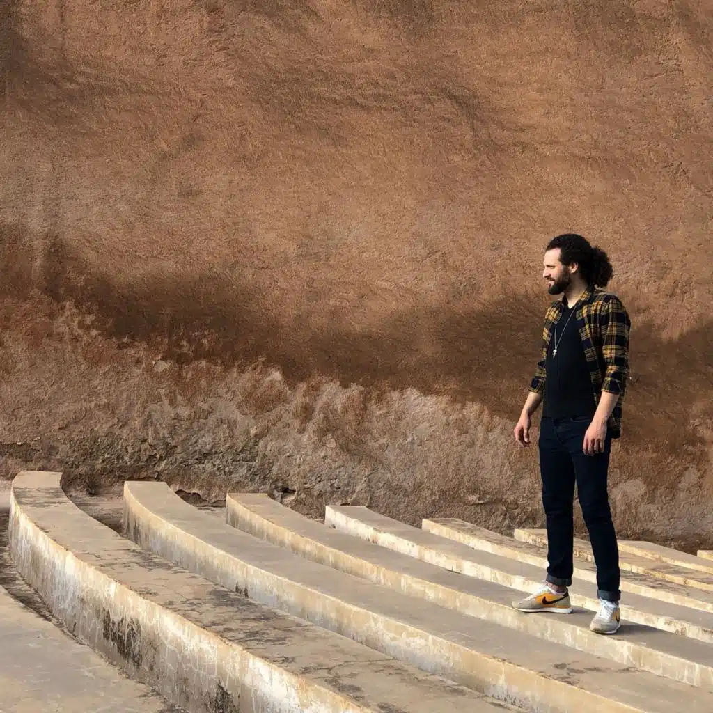 Nemchi Bîid (Je m'en vais)